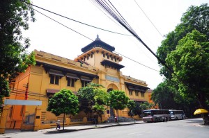 Kiến trúc Đại học Tổng hợp Hà Nội