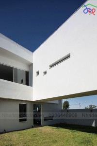 Thiết kế biệt thự 2 mặt tiền tại Brazil