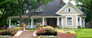 Thiết kế nhà đẹp với sân vườn dịu êm