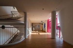 Thiết kế trường mầm non 5 tầng với kiến trúc độc đáo nhiều sắc màu