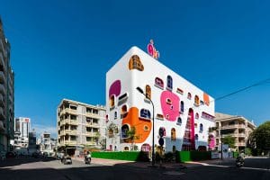 Thiết kế trường mầm non 5 tầng với kiến trúc độc đáo nhiều sắc màu