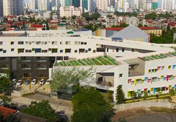 Thiết kế Trường học liên cấp 5 tầng với tạo hình zíc zắc độc đáo